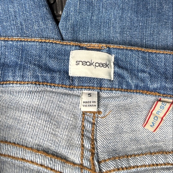 Sneak Peek Blue Ankle Cropped Jeans - Picture 9 of 10